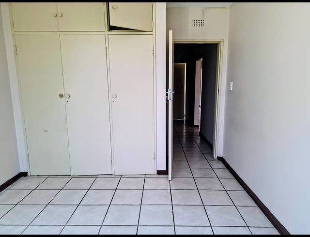 2 BEDROOM APARTMENT FOR SALE IN KENSINGTON B